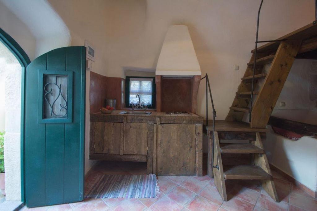 Abramis Rooms Mitáta Exteriér fotografie